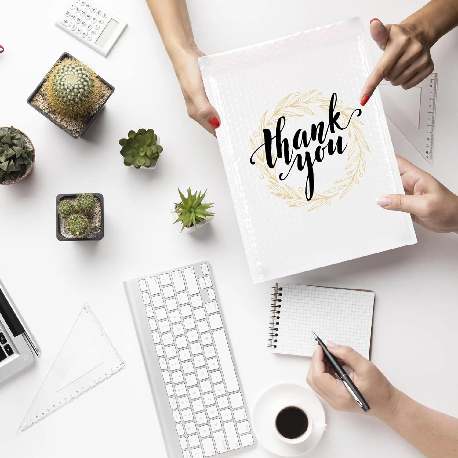 25 PCS #3 9x12 inches Thank You Poly Bubble Mailers for Thanks giving Presents Padded Envelopes Retailer Shipping Bags with Waterproof Self Seal Strip (thank you, 3 9x12 inch)