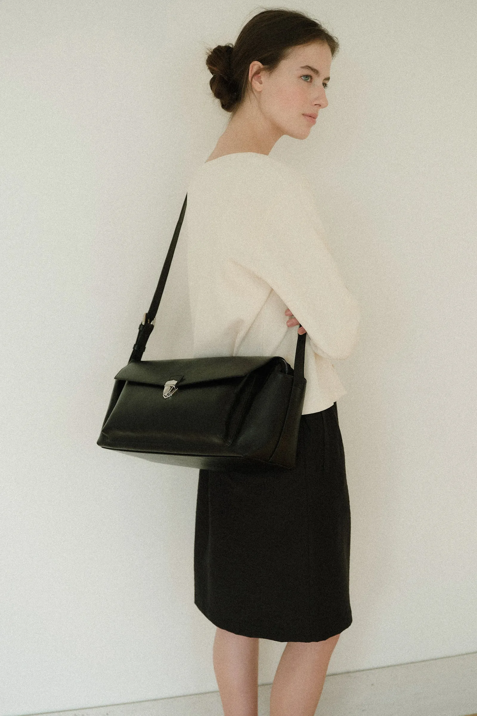 25SS 90s VEGETABLE LEATHER CAMERA BAG & LIP CASE SET