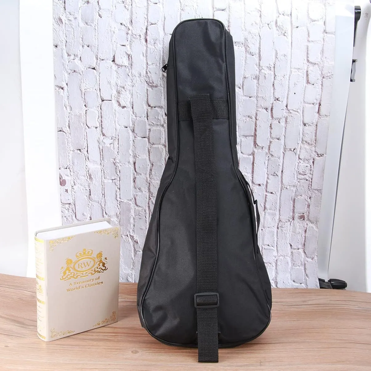 BESPORTBLE 26 Acoustic Guitar Bag Double Shoulder Carry Case for Folk Guitars Durable Canvas Design with Ergonomic Straps for Travel and Outdoor Performances Stringed Instruments Package