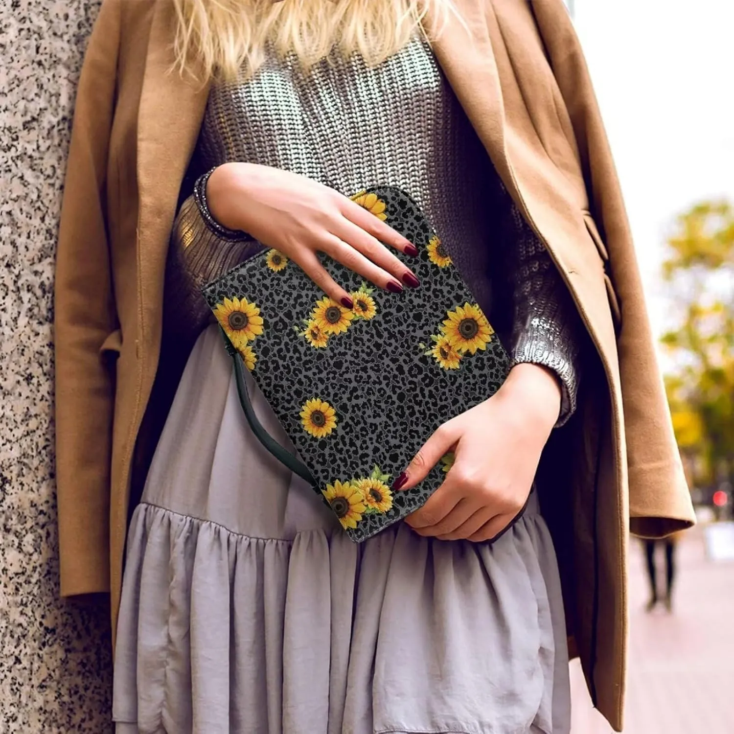 Bible Cover for Women Fashion Bible Protector for Travel Bible Study Bag Church Library Outdoor Study Organizer Protective Scripture Christian Church Worship,Leopard Sunflower