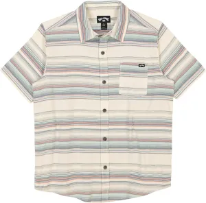 Billabong Boys' Short Sleeve Woven Button-Down Shirt