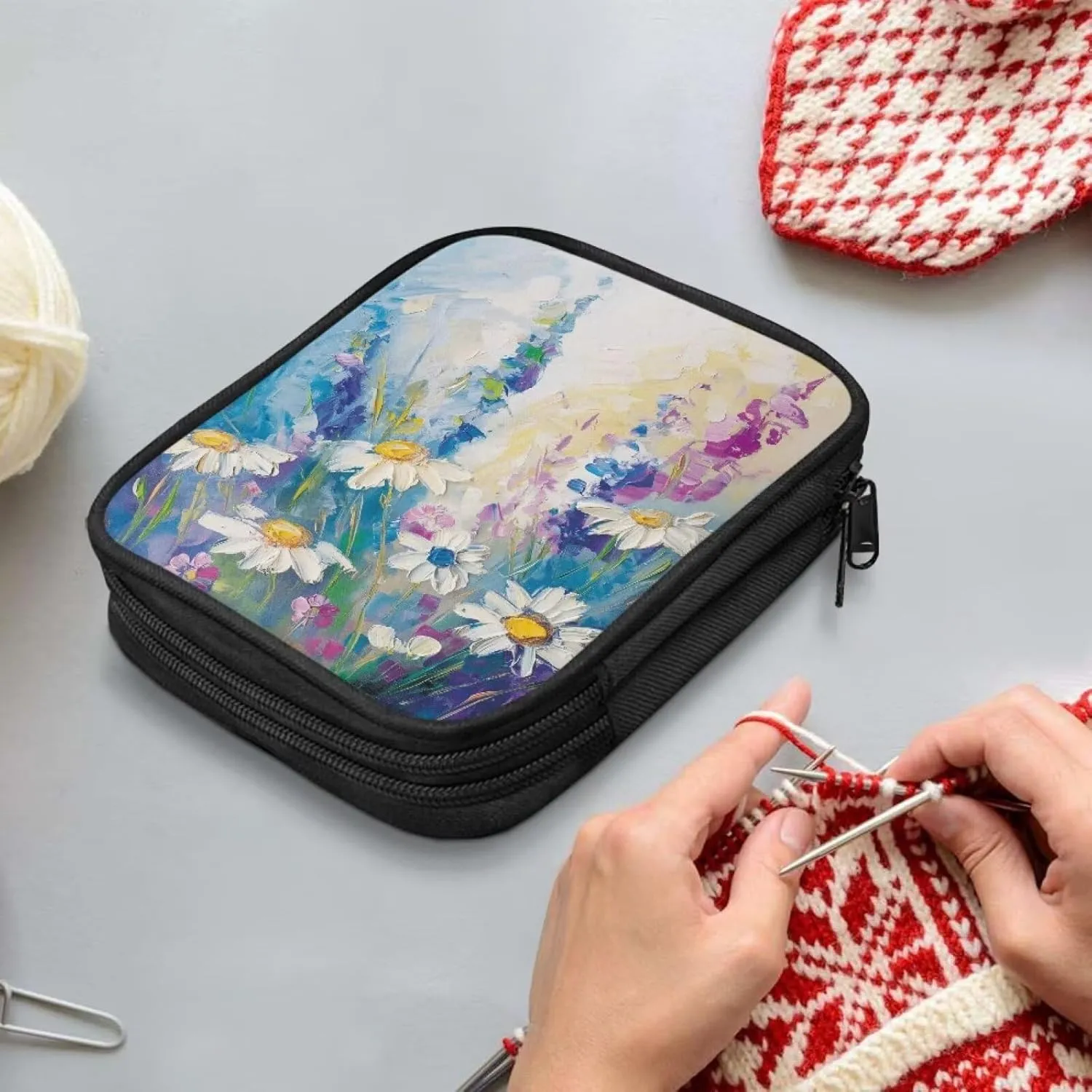 Cugasmaru Crochet Hook Case Purple Oil Daisy Crochet Hook Bag Organizer Small Crochet Hook Organizer Lightweight Knitting Needle Bag Interchangeable Bag for Travel Waterproof Makeup kit