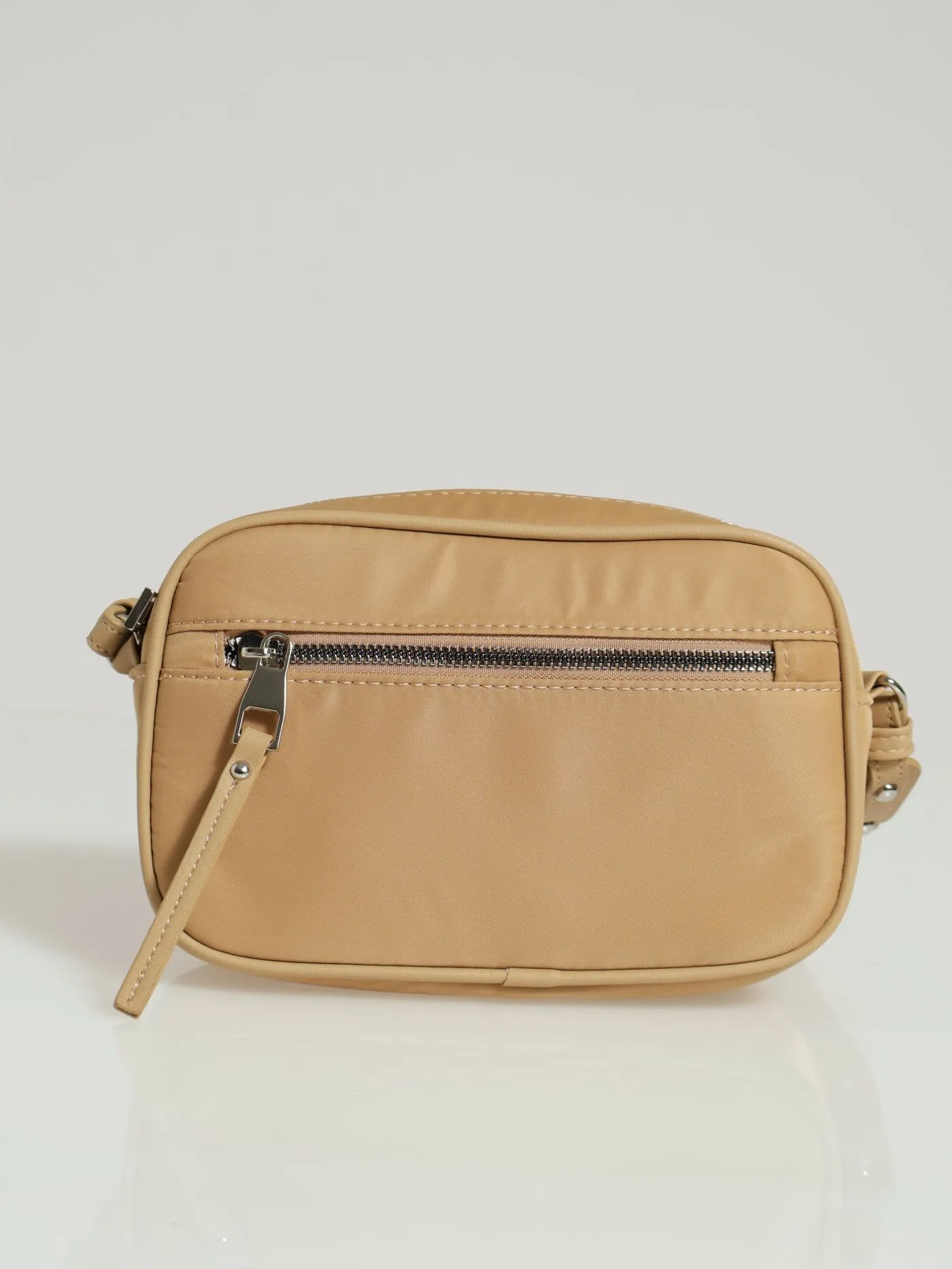 Front Zip Camera Bag - Caramel
