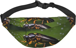 Insects on leaves Print Fanny Packs for Women Men Crossbody Waist Bag Waterproof Belt Bag with Adjustable Strap