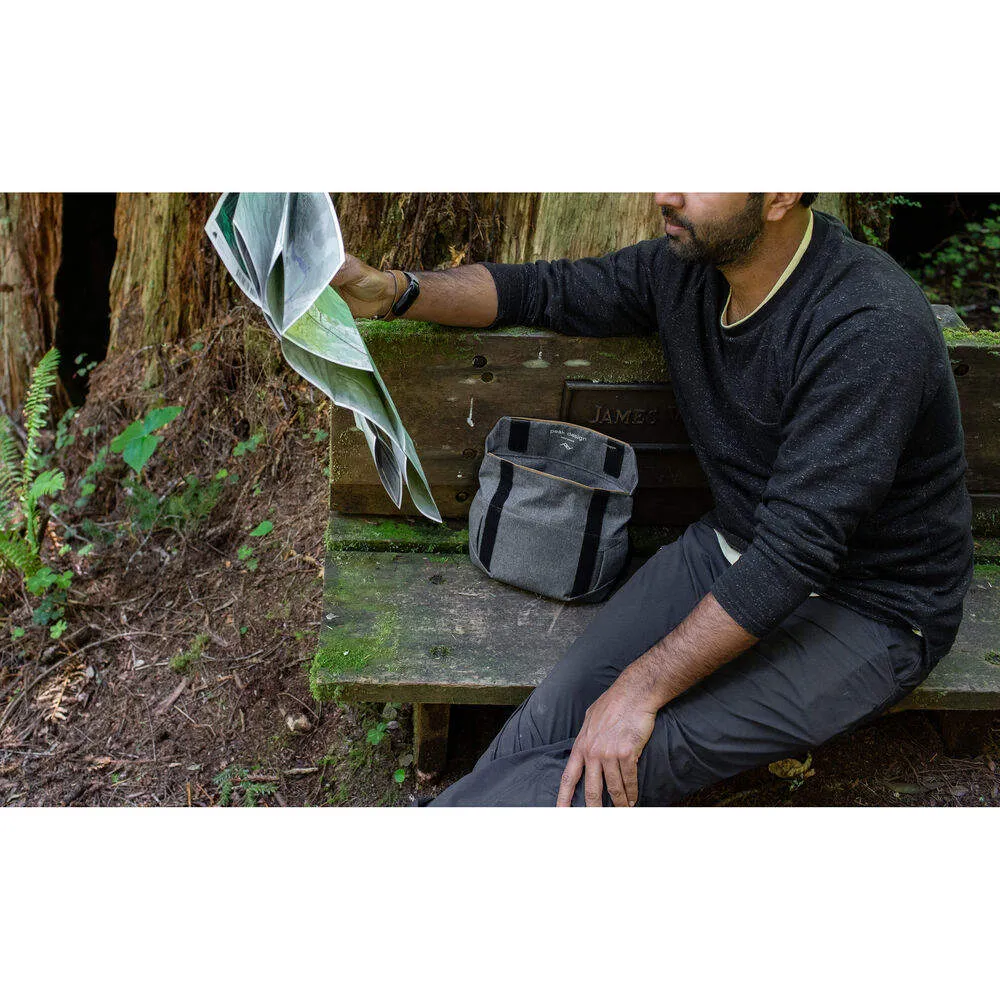 Peak Design Field Pouch V2 - Charcoal