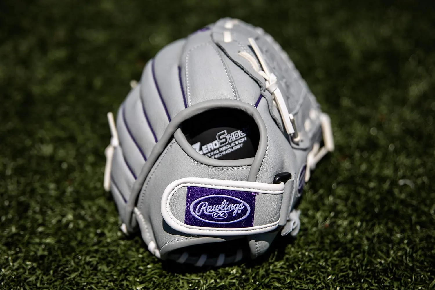 Rawlings Sure Catch Youth Softball Glove | Sizes 10" - 12.5" | Multiple Styles