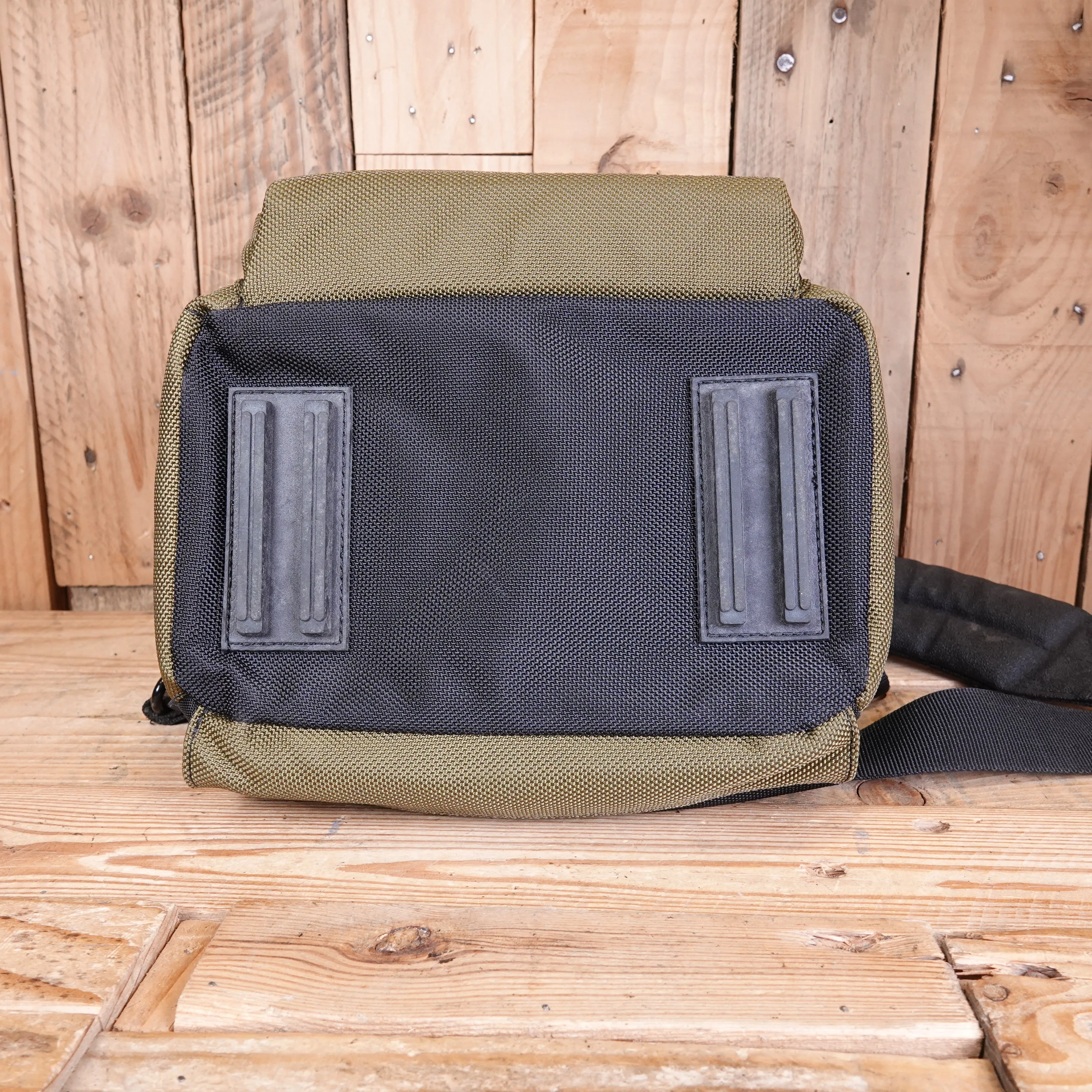 Used Canon 100EG Camera Holdall Shoulder Bag