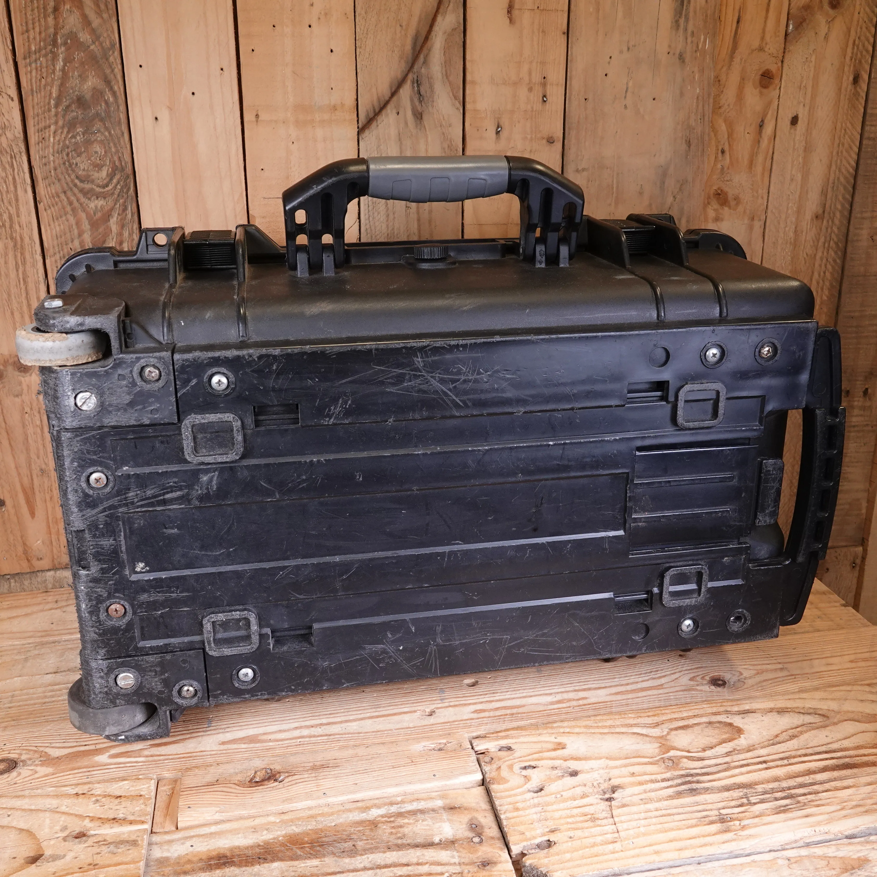 Used Rolling Hard Case